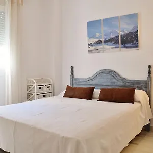 Y Casas Serinamar Marbella 3*, El Ángel España